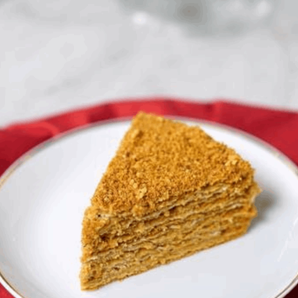 CAKE DESSERTS كيك العسل