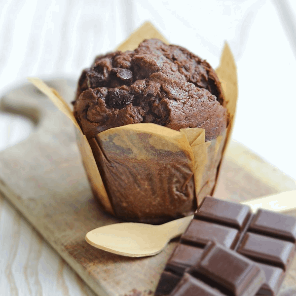 CAKE DESSERTS Muffin classic chocolate